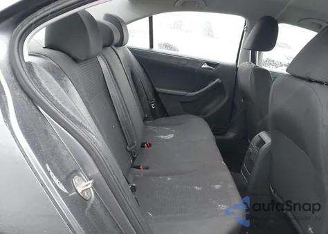 2016 Volkswagen Jetta 1.4T S z USA, uszkodzony, nr VIN 3VW167AJ9GM264437